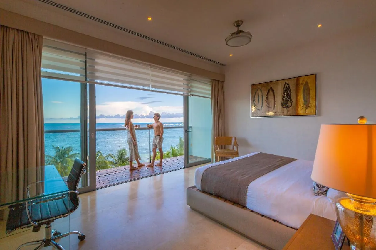 Naima Luxury Beachfront Apartments (Adults Only) Cancún 0*,