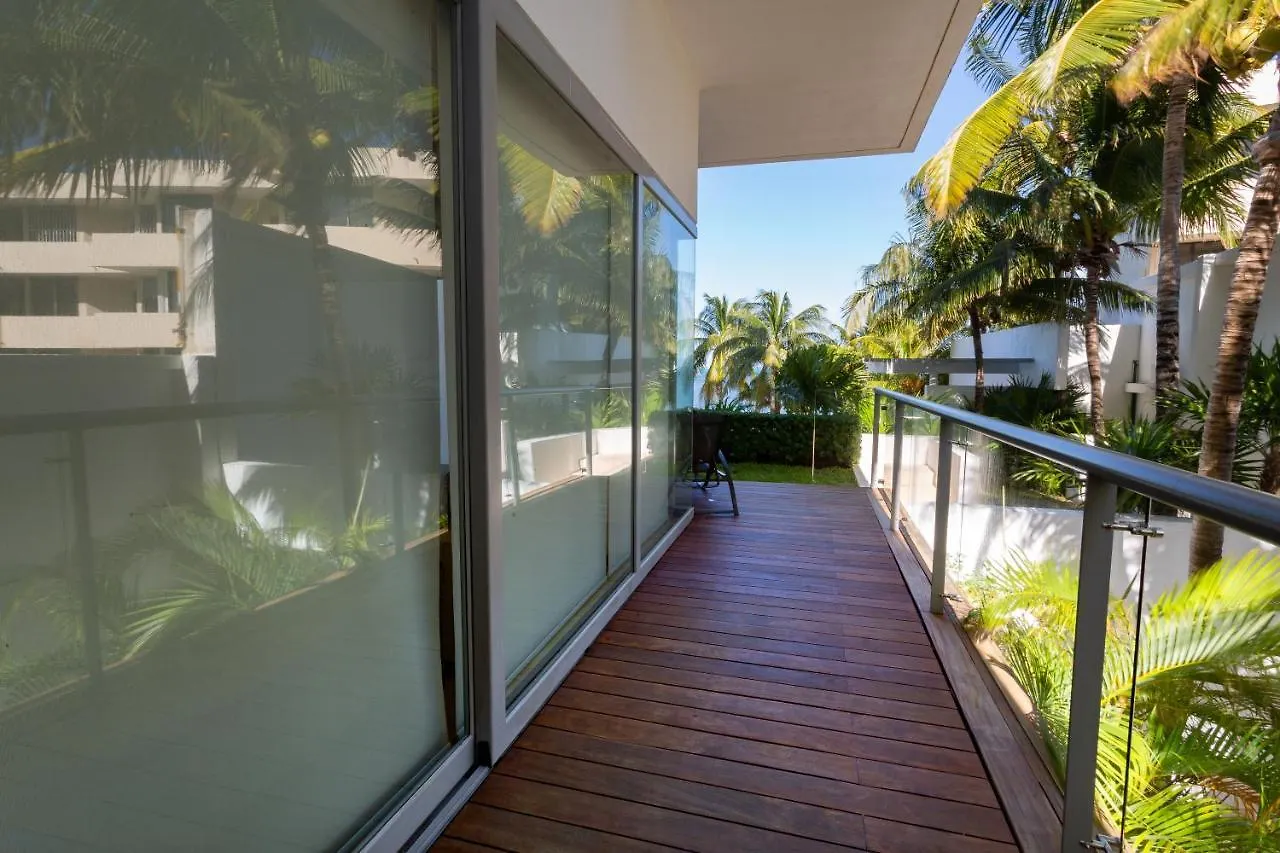 Naima Luxury Beachfront Apartments (Adults Only) Cancun