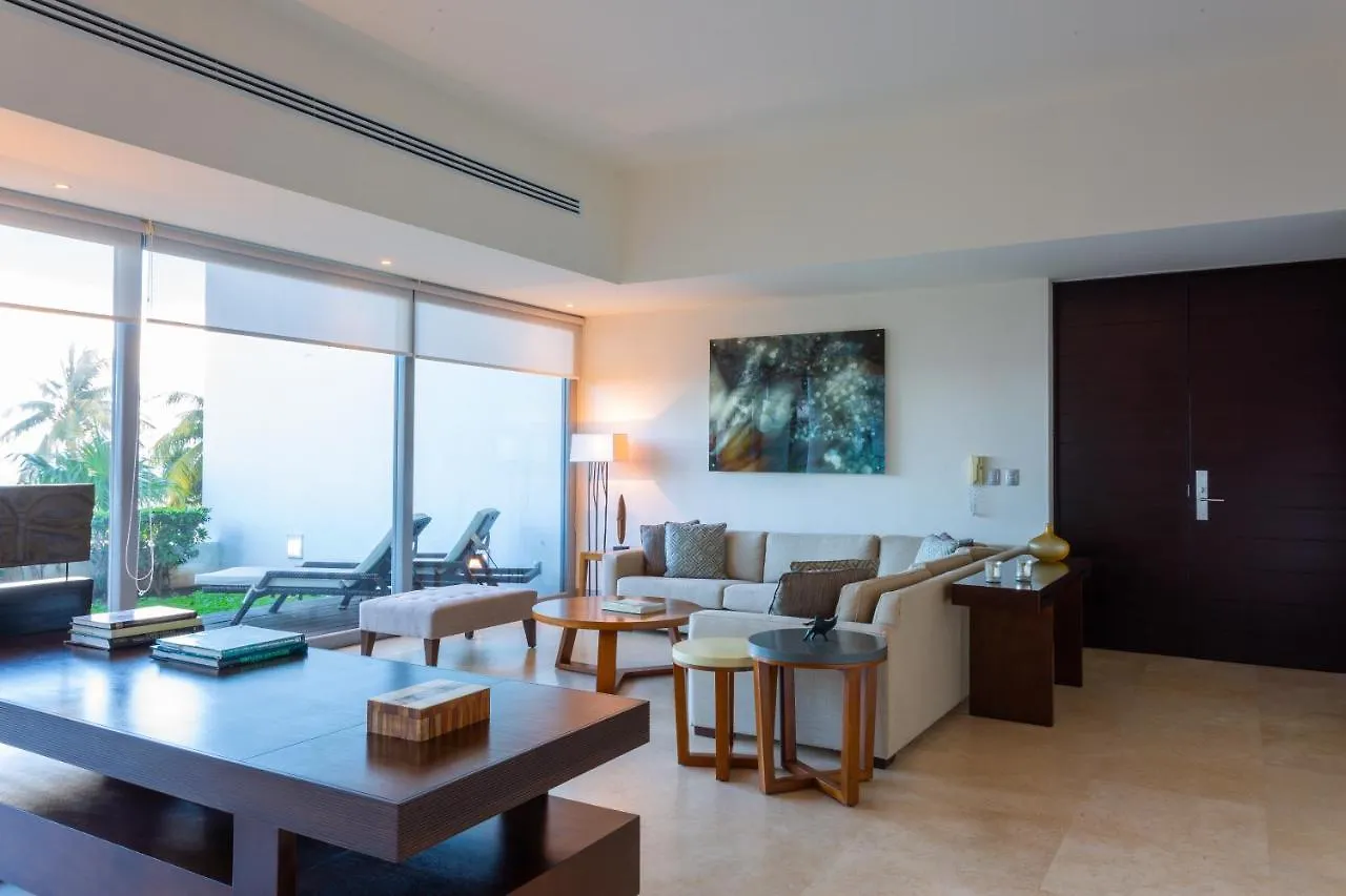 Naima Luxury Beachfront Apartments (Adults Only) Cancun Aparthotel