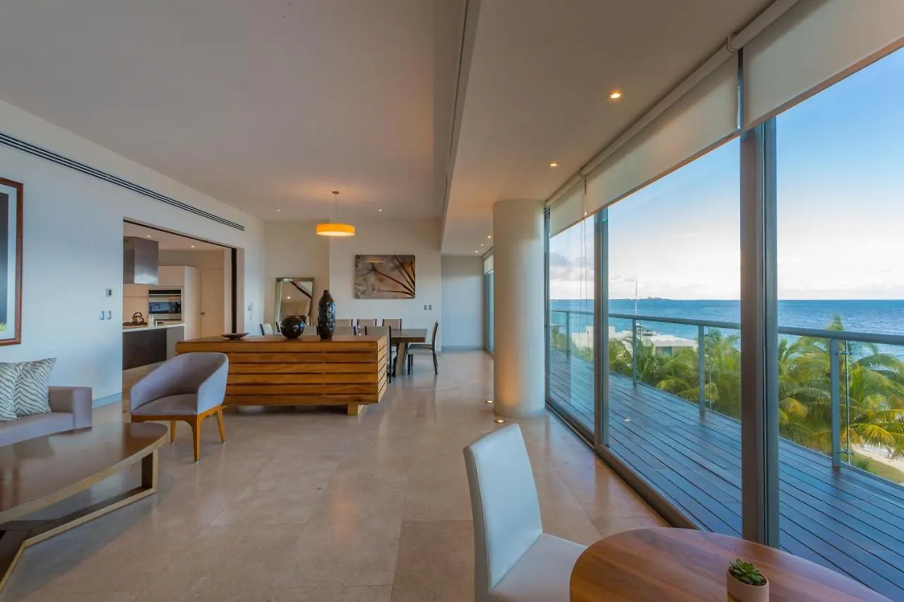 Naima Luxury Beachfront Apartments (Adults Only) Cancun