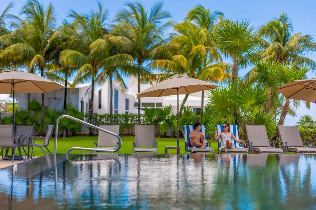 Naima Luxury Beachfront Apartments (Adults Only) Cancun Aparthotel