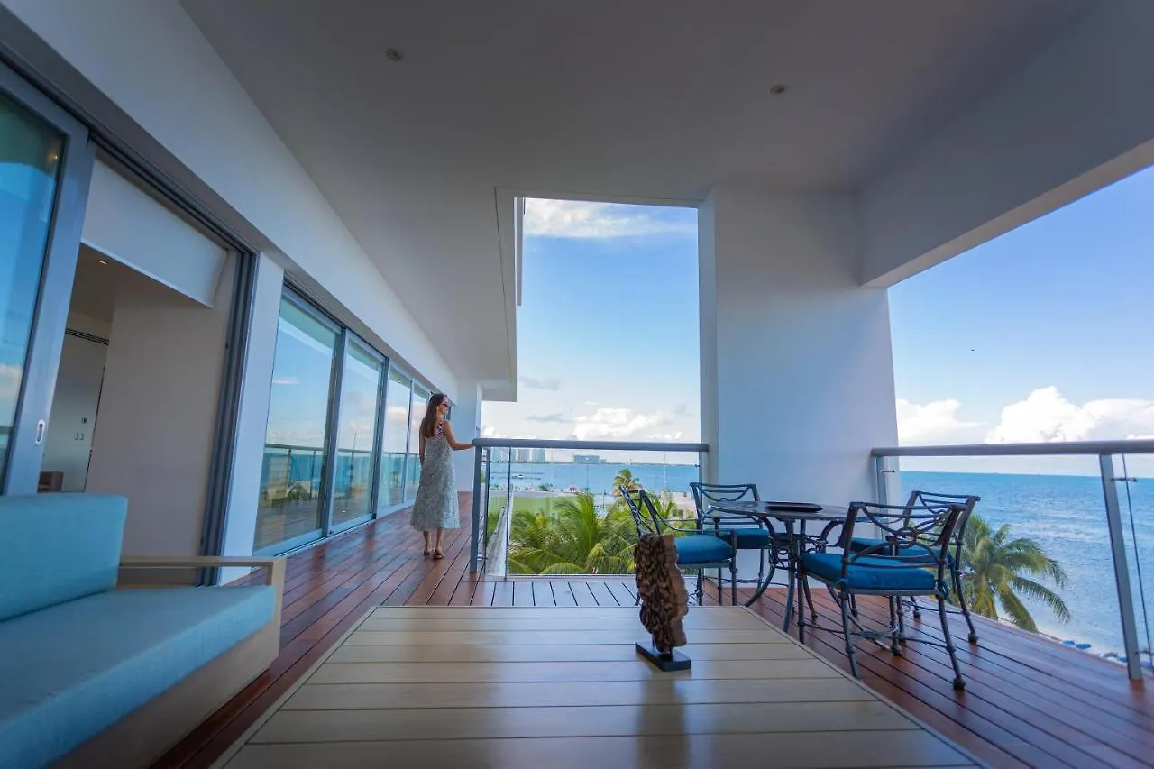 Naima Luxury Beachfront Apartments (Adults Only) Cancun