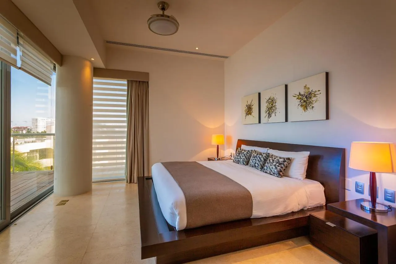 Naima Luxury Beachfront Apartments (Adults Only) Cancun Aparthotel