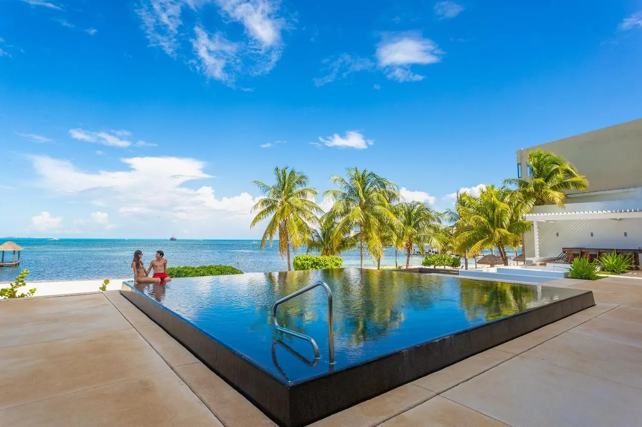 Naima Luxury Beachfront Apartments (Adults Only) Cancun 0*,